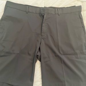 NEW Nike Golf Shorts